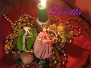 amulett, siker, pénz, szerencse, szerelembevonzó amulett, Loretta, www.josloretta.hu, amulettkészítés, jó rezgés, szerelem, szerelmi, jóslás, jóslat, szerelmi mágia, mágia, szerelmi kötés, cigánykártya, kártyajóslás,